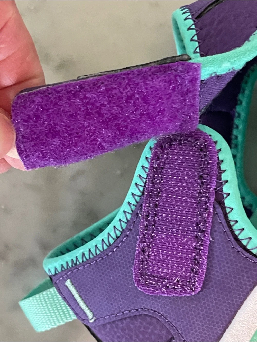 KEEN Kids' Stingray Closed Toe Water Sandal Shoe Purple/Cockatoo 3